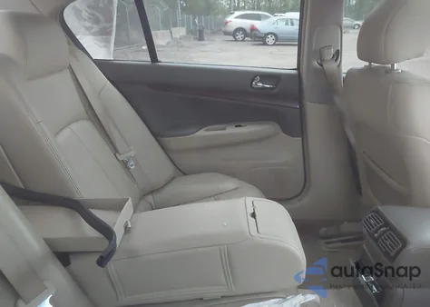 2009 Infiniti G37X z USA, uszkodzony, nr VIN JNKCV61F09M352603